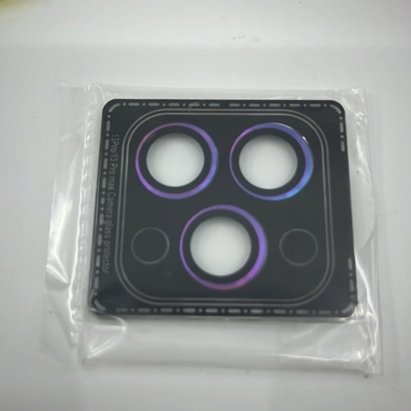 iPhone 13 Pro Max Clear Protective Case & Camera Protector - Picture 3 of 6